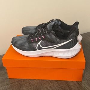 Nike Men's Air Zoom Pegasus 39 Black/White/Ashen Slate Sz 10.5